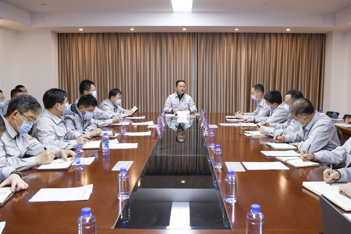 裕龙石化产业园管委会、裕龙发展公司召开安全生产专题会