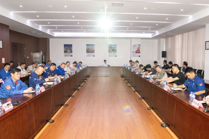 产业园召开四季度安委会例会（扩大）会议暨国庆中秋安全防范工作会议 